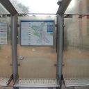 El PP en el Ayuntamiento solicita el mantenimiento y la limpieza de las paradas de autobús