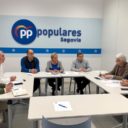 Paloma Sanz se reúne con los portavoces y alcaldes del PP en la provincia