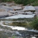 El PP en el Ayuntamiento pide que se investigue el origen del mal olor y la espuma en el río Eresma a su paso por la fábrica de Borra.