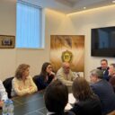 El PP se compromete a seguir impulsando medidas para atraer médicos y reforzar la Atención Primaria